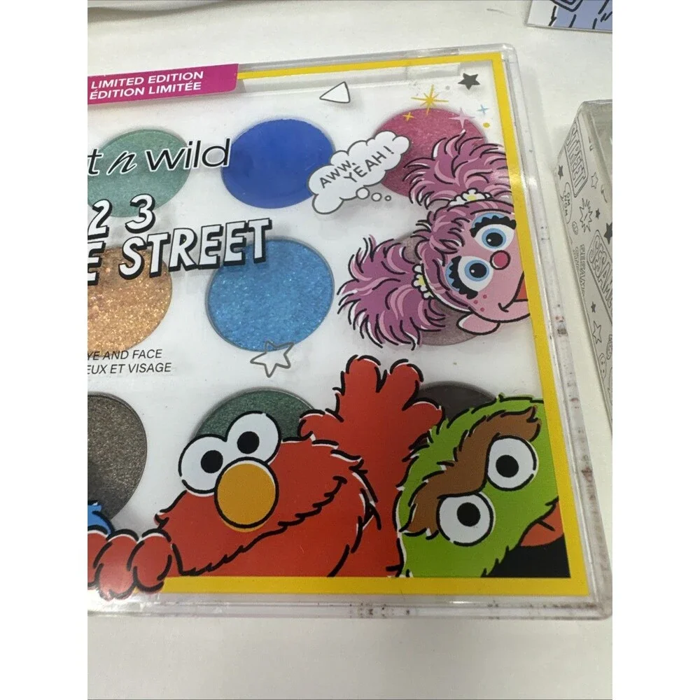 Sesame Street Wet N Wild Makeup Set Bundle LOT OF 8 - Brush, Sponge & Case LOOK